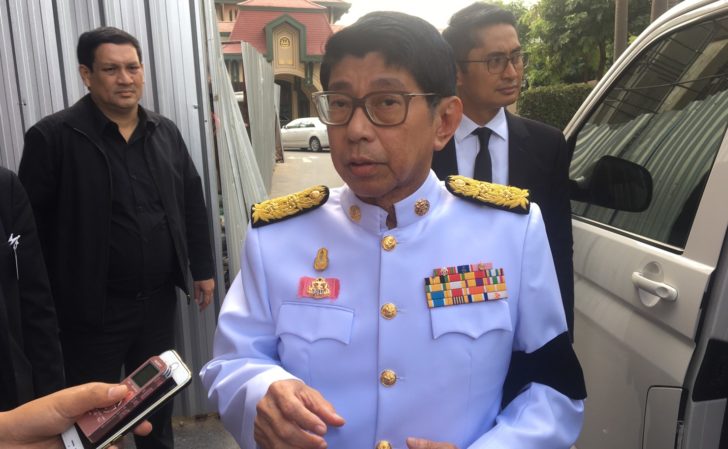 “วิษณุ” เผยศาลถามกรมบังคับคดีจะคัดค้านทุเลา “ยิ่งลักษณ์” หรือไม่ รับรบ.รอฟังศาลตัดสิน