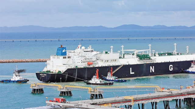 ทำไมรัฐต้องบริหารจัดการ LNG อย่างเข้มข้นและเร่งด่วน