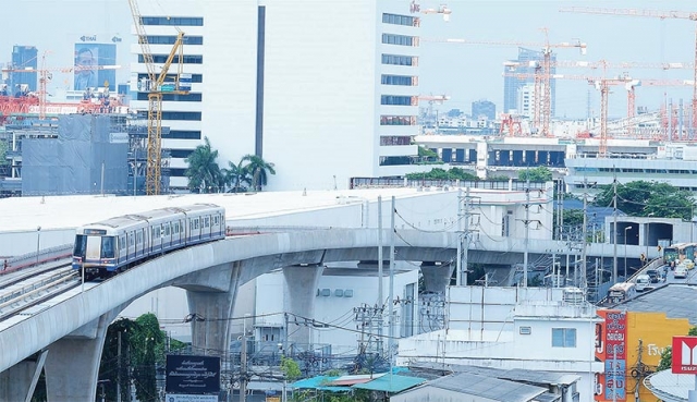 ทุ่มแสนล้านขยาย “รถไฟฟ้าสายสีม่วง” เชื่อม “เตาปูน-ราษฎร์บูรณะ” รับเปิดหวูด 1 สถานี