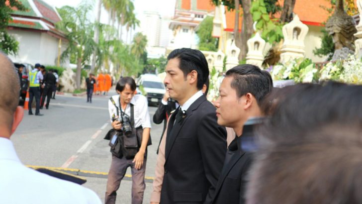 พระองค์เจ้าโสมสวลีฯ ประทานน้ำหลวงอาบศพ “ชุมพร เทพพิทักษ์”​