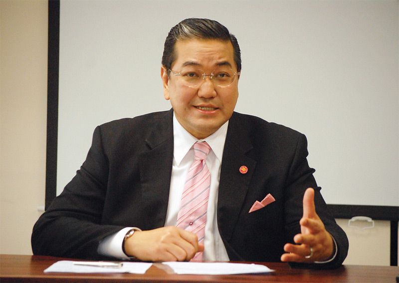 “ดร.สุรเกียรติ์” แนะฟังทุกฝ่าย ปมร่าง พ.ร.บ.วิฯอาญานักการเมือง