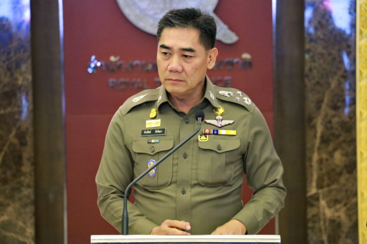 “บิ๊กแป๊ะ”ลั่นอยากได้”บอส”มาดำเนินคดี รอเซ็นเอกสารส่งอัยการ ตำหนิ”ตท.-นครบาล”โยนไปมา