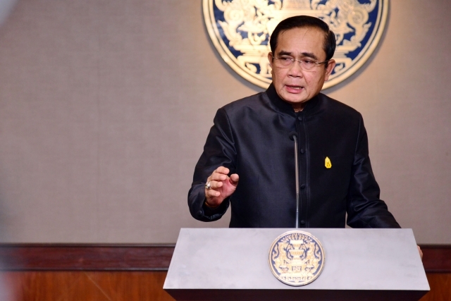 ย้ำชัด! “บิ๊กตู่” ยันยังไม่ปรับครม. ชี้ทุกฝ่ายต้องทำงานร่วมกัน