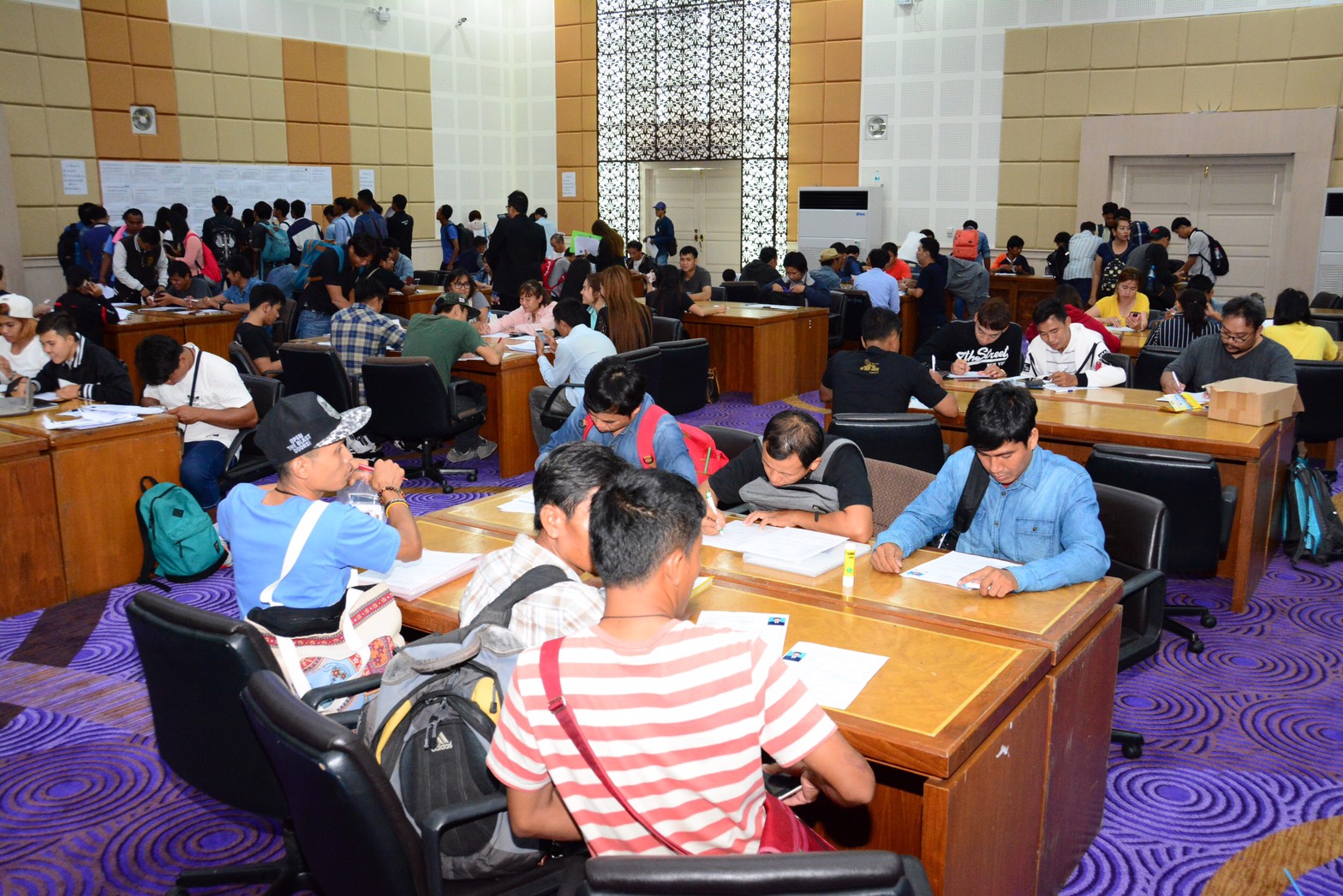 เศรษฐกิจกำลังฟื้น แรงงานไทยเมื่อไหร่จะฟื้น ?
