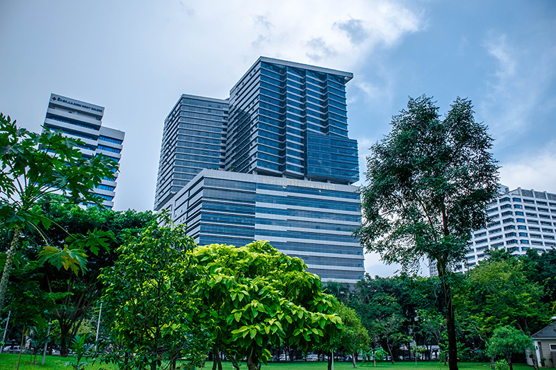 ภูมิสิริมังคลานุสรณ์ ศูนย์การแพทย์เพื่อคนทุกชนชั้น-