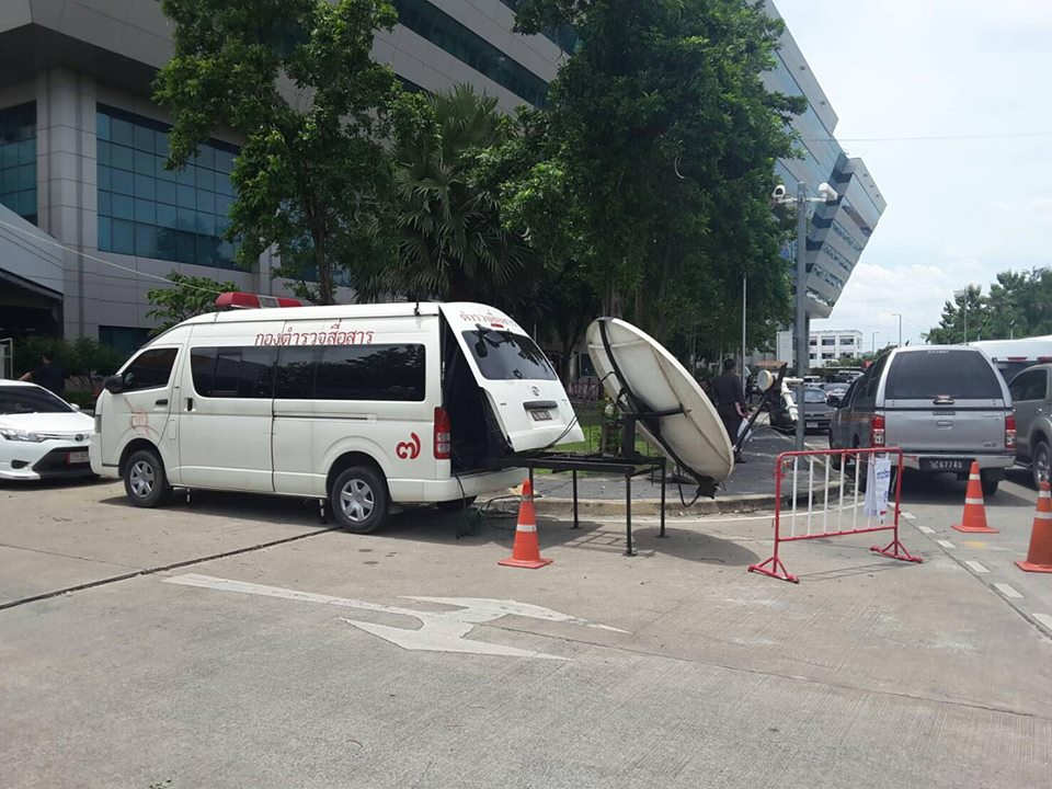 ตร.เตรียมส่ง “สายสืบ” ปะปนมวลชน เชื่อคนให้กำลัง “ยิ่งลักษณ์” ไม่ได้คิดร้าย ยันป้องกันมือที่3