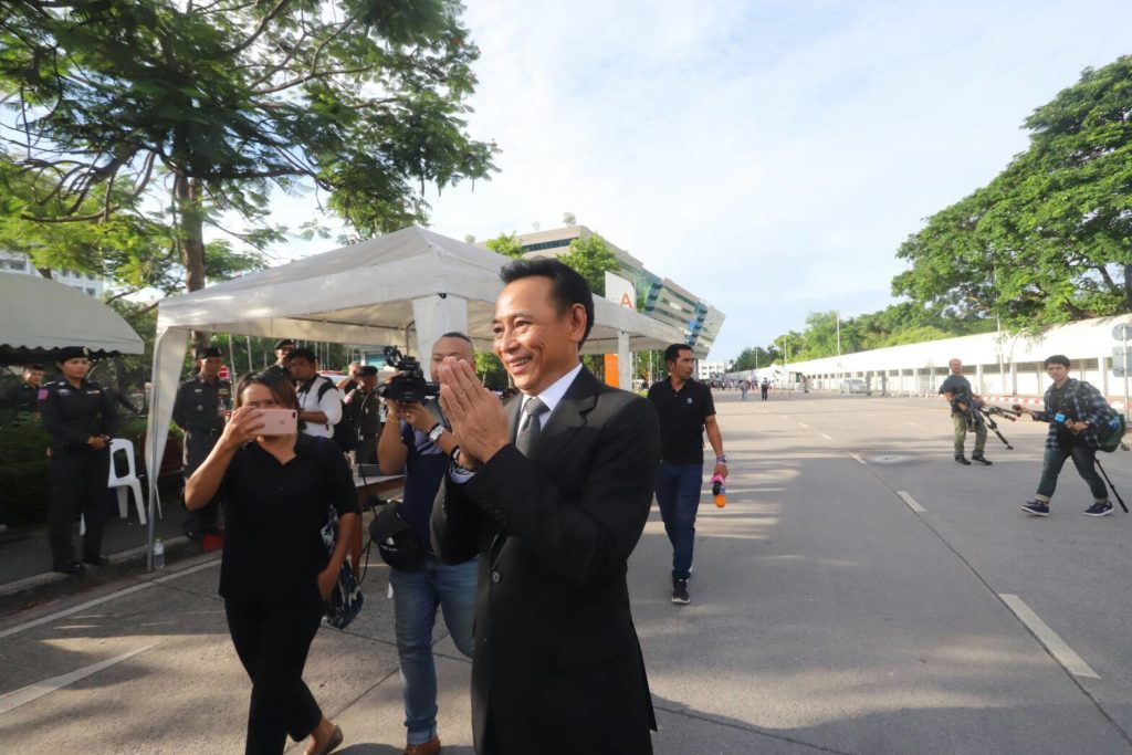 ไม่รอด!! ศาลสั่งจำคุกบุญทรง 42 ปี และพวก เซ่นทุจริตระบายข้าวจีทูจี