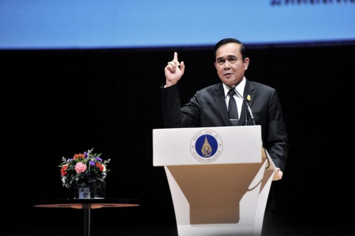 “บิ๊กตู่” ลั่นลงทุนไทยต่ำ “ไม่ใช่เพราะผม” เชื่อรบ.มาจากเลือกตั้งก็ไม่ดีขึ้น
