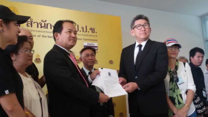 “ศรีสุวรรณ” จี้ ป.ป.ช.เอาผิด “บิ๊กป้อม-จักรทิพย์” ปล่อย “ยิ่งลักษณ์” หนี