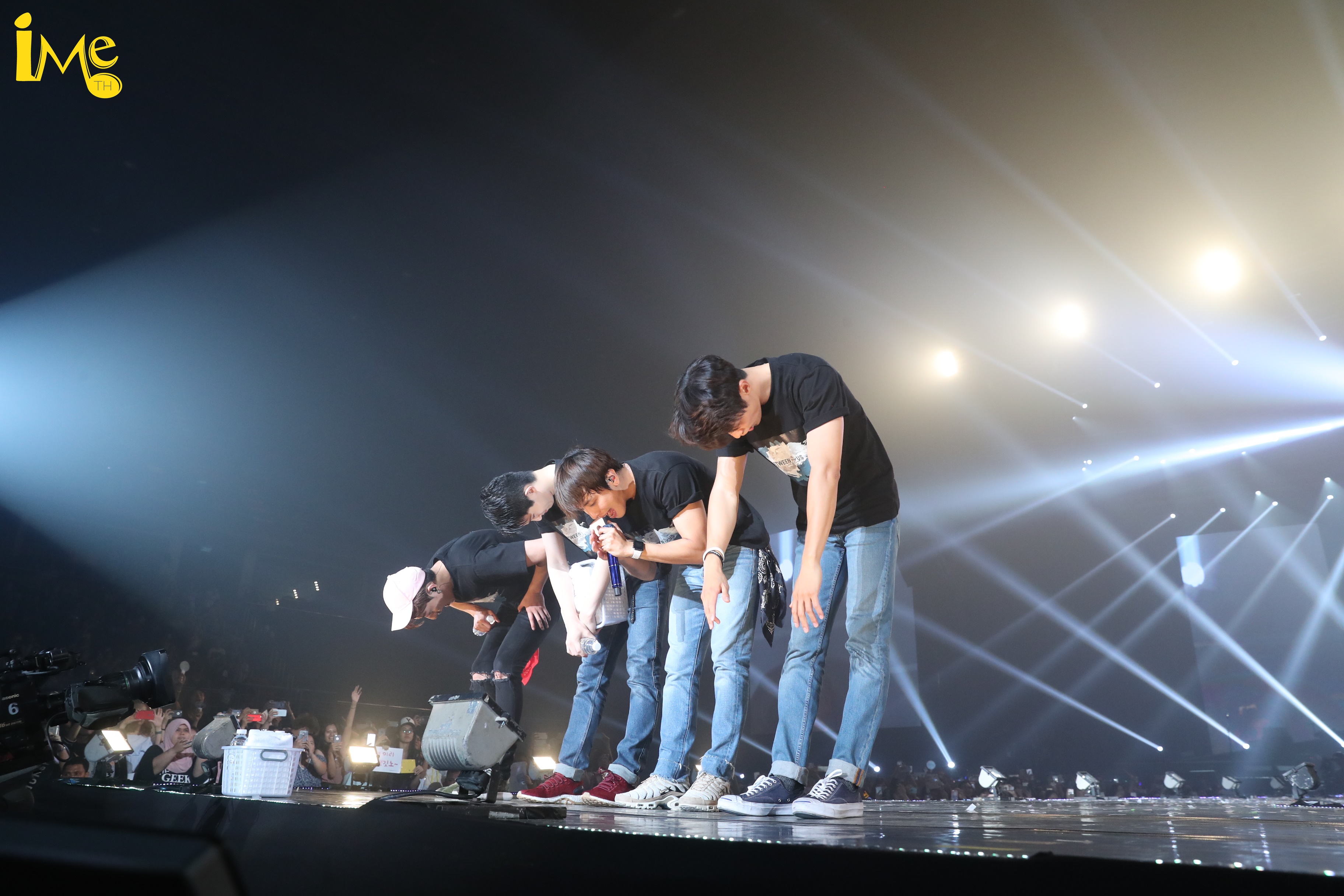 สนุกสุดเหวี่ยง..และเรียบง่าย กับซีเอ็นบลู ใน “CNBLUE LIVE [Between Us] in Bangkok”