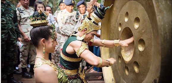 คู่จิ้นฟินเวอร์! ณเดชน์-ญาญ่า จัดเต็มบวงสรวงใหญ่ “นาคี 2” ที่คำชะโนด