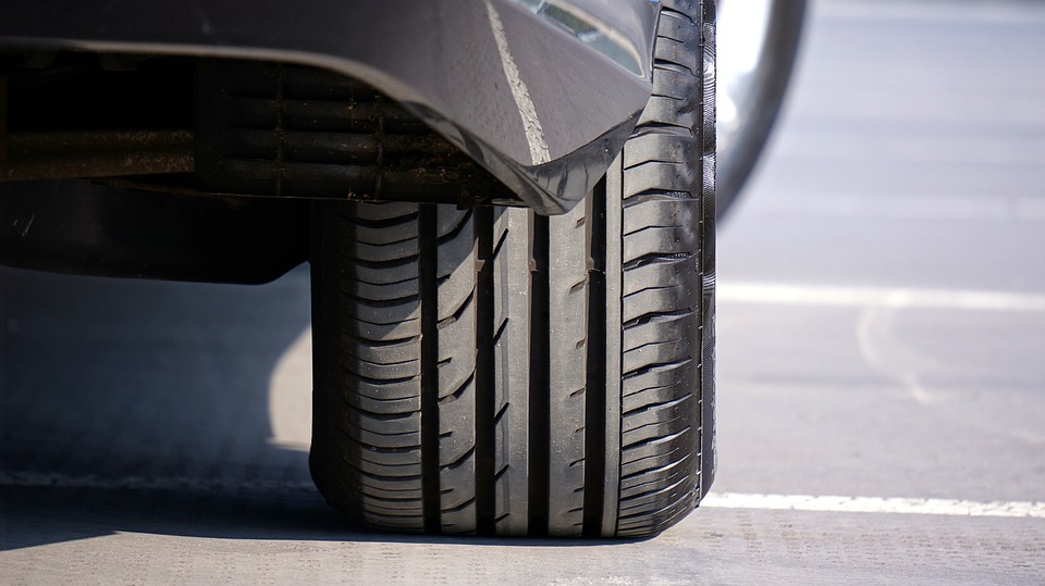อุตฯผ่อนปรนค่ายรถ-ยางล้อ ได้มาตรฐานตปท.ปล่อยผ่าน