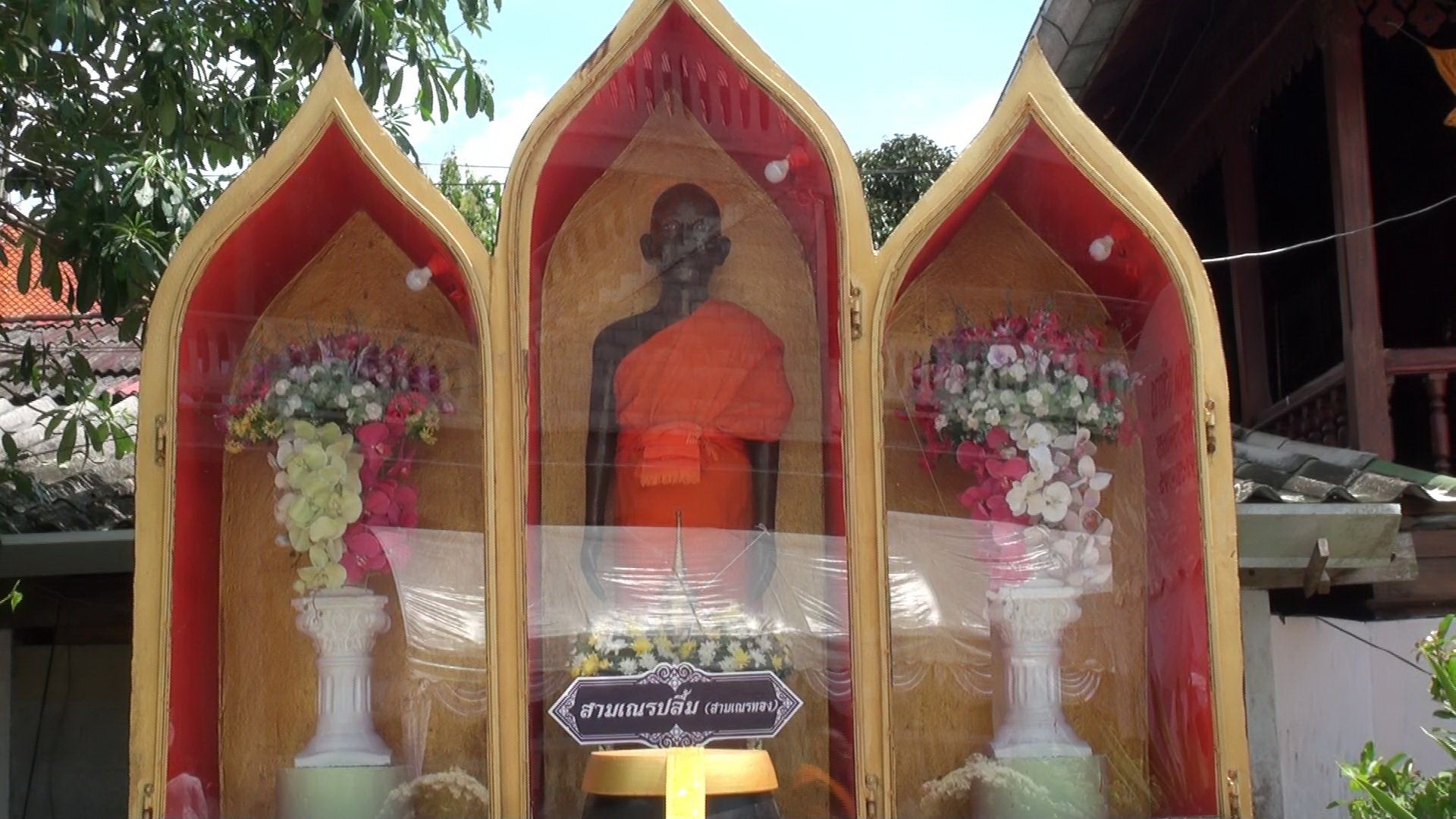 ตั้งอนุสรณ์สถาน”สามเณรปลื้ม” รำลึกความดีหลังโดนฆ่าฝังดินนำไปสู่สางเรื่องฉาวในวัด
