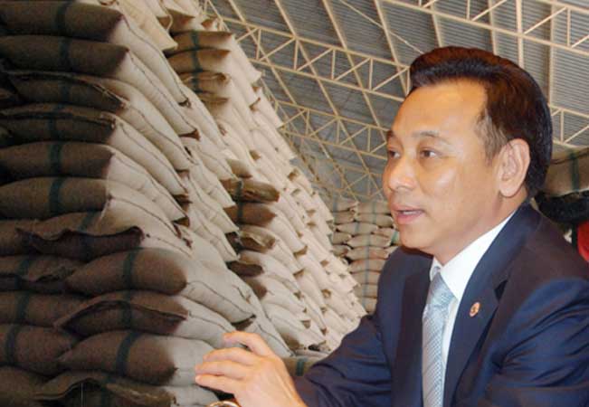 ทนายเผย’บุญทรง’ขอภรรยาถอนฟ้องอธ.บังคับคดี คดียึดทรัพย์ หวั่นตกเป็นเป้า