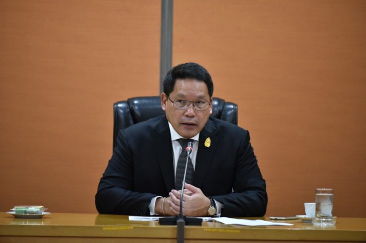 “อุตตม”มั่นใจสินเชื่อSMEรวมทุกยอดเริ่มกระตุ้นศก.ปลายปีนี้ 600,000 ล้านบาท แก้ปัญหาฐานรากฝืด