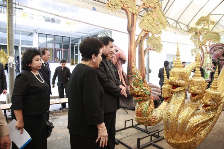 “ธนะศักดิ์” เผยประติมากรรมตกแต่งพระเมรุมาศเสร็จ 15 ก.ย. พร้อมเคลื่อนประกอบ