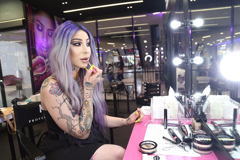 กูรูแนะ… แต่ง Bold Makeup อย่างไรให้ ว้าว !-