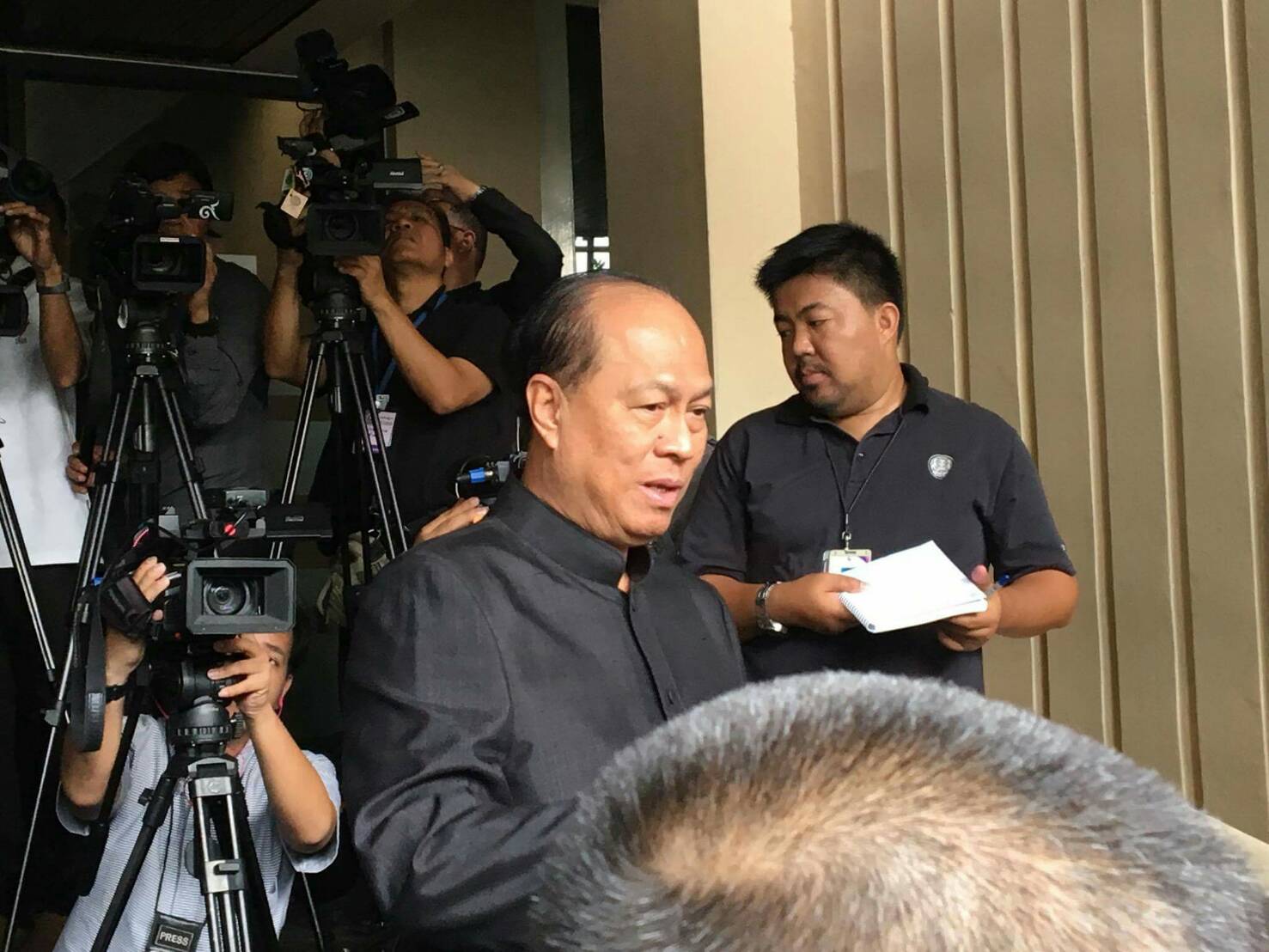 รมว.มหาดไทยเเจงให้โรงงานใช้พื้นที่สาธารณะห้วยเม็ก เร่งตรวจสอบซ้ำ หลังประชาชนโวย