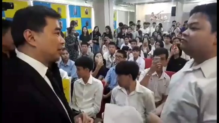 “อภิสิทธิ์” โพสต์คลิปโต้ถูกบิดเบือน ยันพูดเสียใจ-หนุนค้นข้อเท็จจริงสลายม็อบปี’53