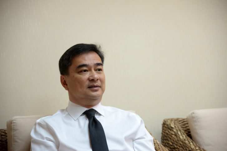 “อภิสิทธิ์” ชี้คำพิพากษา “ยิ่งลักษณ์” ไม่ส่งผลกระทบการเมือง