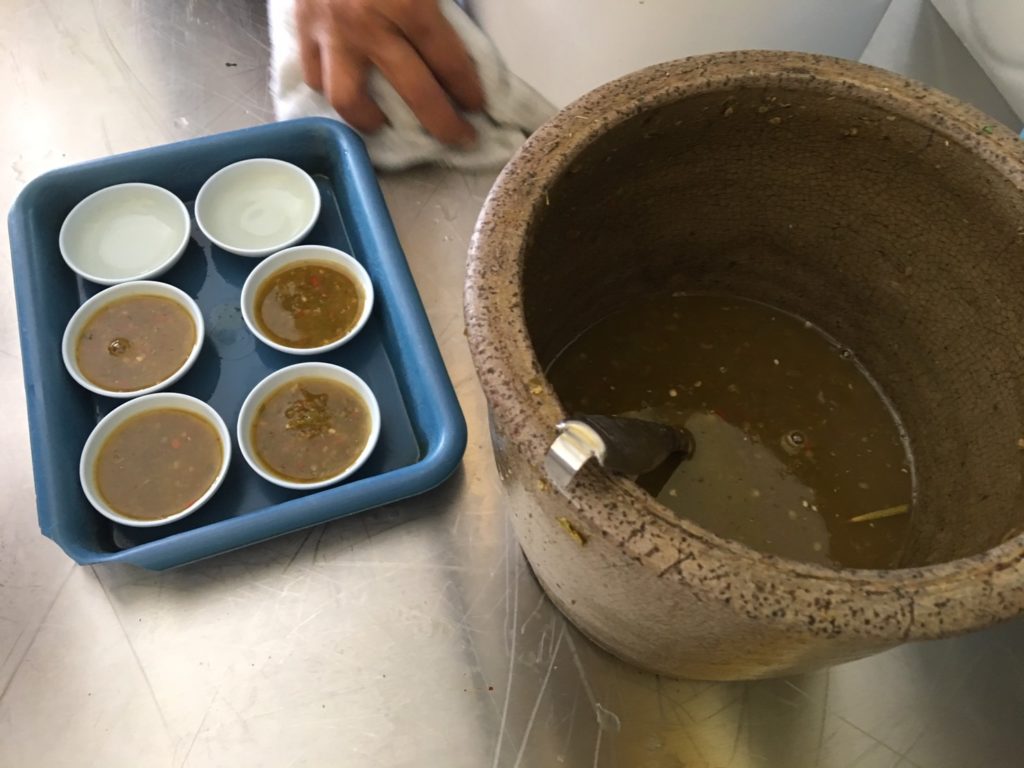 พริกตำ ของร้านก๋วยเตี๋ยวปู่โย่ง