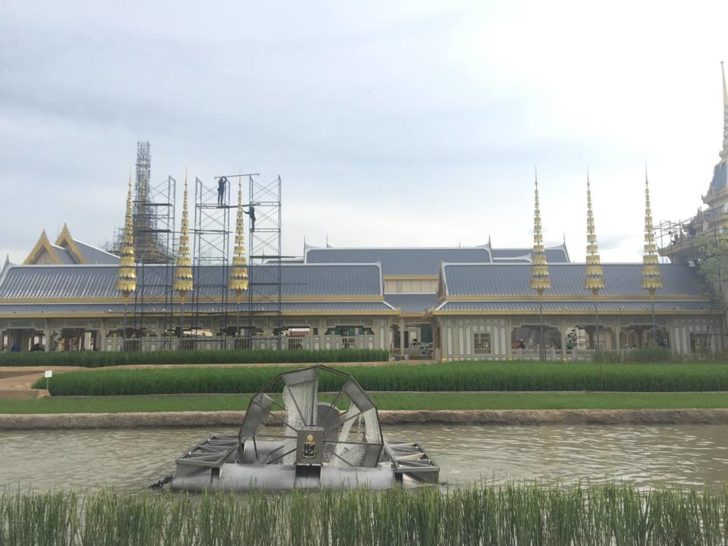 เพิ่มกังหันน้ำชัยพัฒนา–แปลงผักสวนครัว ภูมิสถาปัตย์ประกอบพระเมรุมาศ