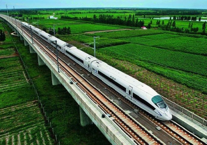 คลังบี้ลงทุน3เดือน9แสนล้าน ดัน”รถไฟญี่ปุ่น”จี้ติด”รถไฟจีน”