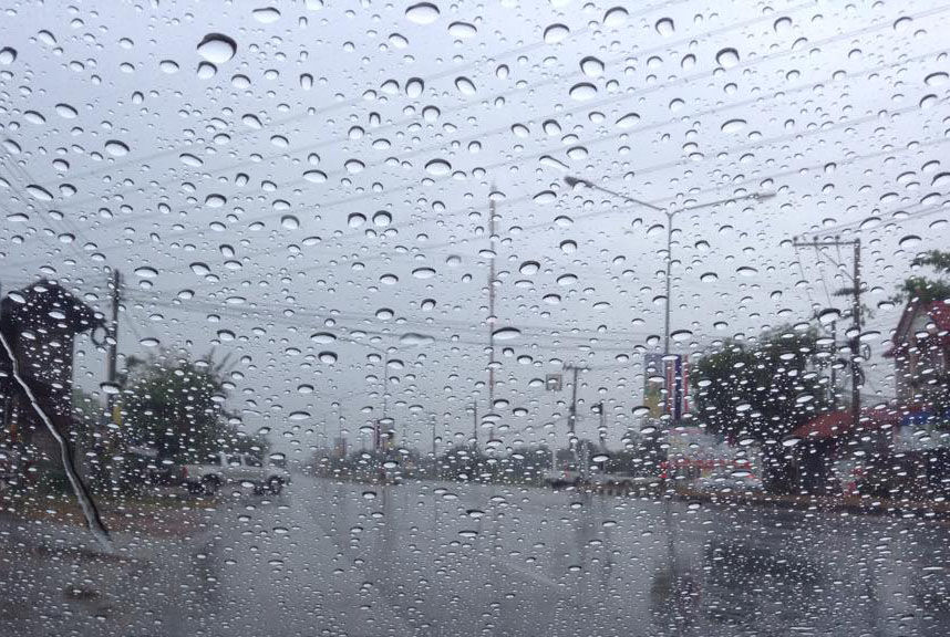 กรมอุตุฯ เผยแทบทุกภาค รวมกทม. ฝนลดลง เหลือร้อยละ 20-40 ของพื้นที่ ยกเว้น “6 จว.ภาคเหนือ”