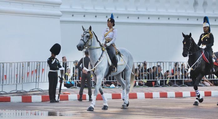‘พระองค์หญิงสิริวัณณวรี’ ทรงม้านำซ้อมริ้วขบวนพระบรมราชอิสริยยศ ริ้วขบวนที่ 6
