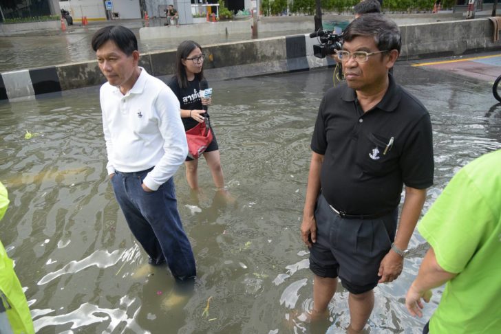 กทม.ตั้งศูนย์บัญชาการแก้น้ำท่วม “จุดอ่อน-พื้นที่ซ้ำซาก”