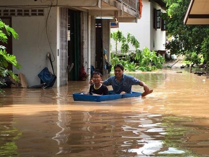 ปภ.รายงานน้ำท่วม 9 จังหวัด กระทบครัวเรือนครึ่งแสน เสียชีวิตแล้ว 3 ราย