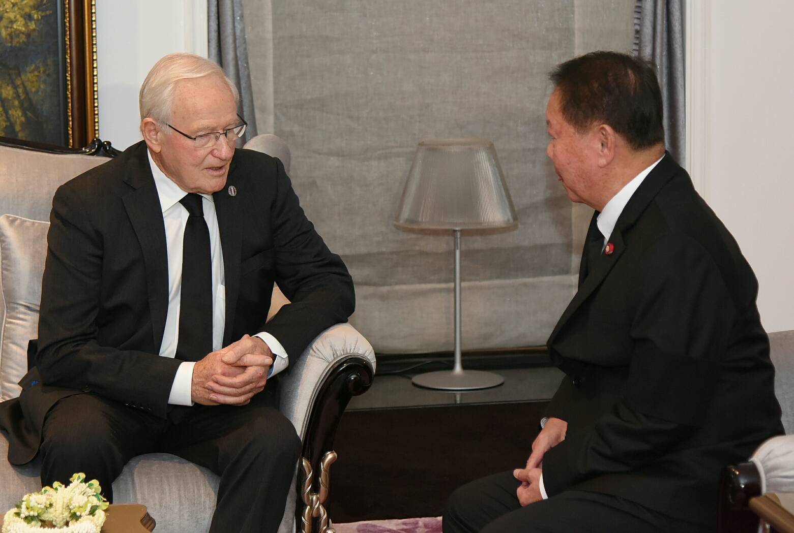 อดีตนายกฯนิวซีแลนด์เดินทางถึงไทยร่วมพิธีถวายพระเพลิงพระบรมศพ ในหลวง ร.9