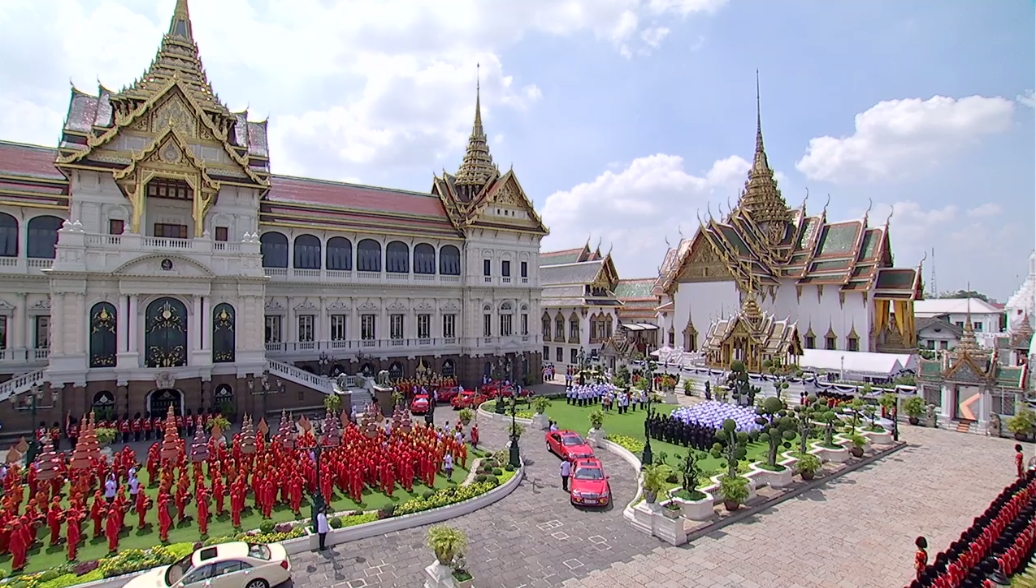 ริ้วขบวนอัญเชิญพระบรมอัฐิ-พระบรมราชสรีรางคารไปยังพระบรมมหาราชวัง