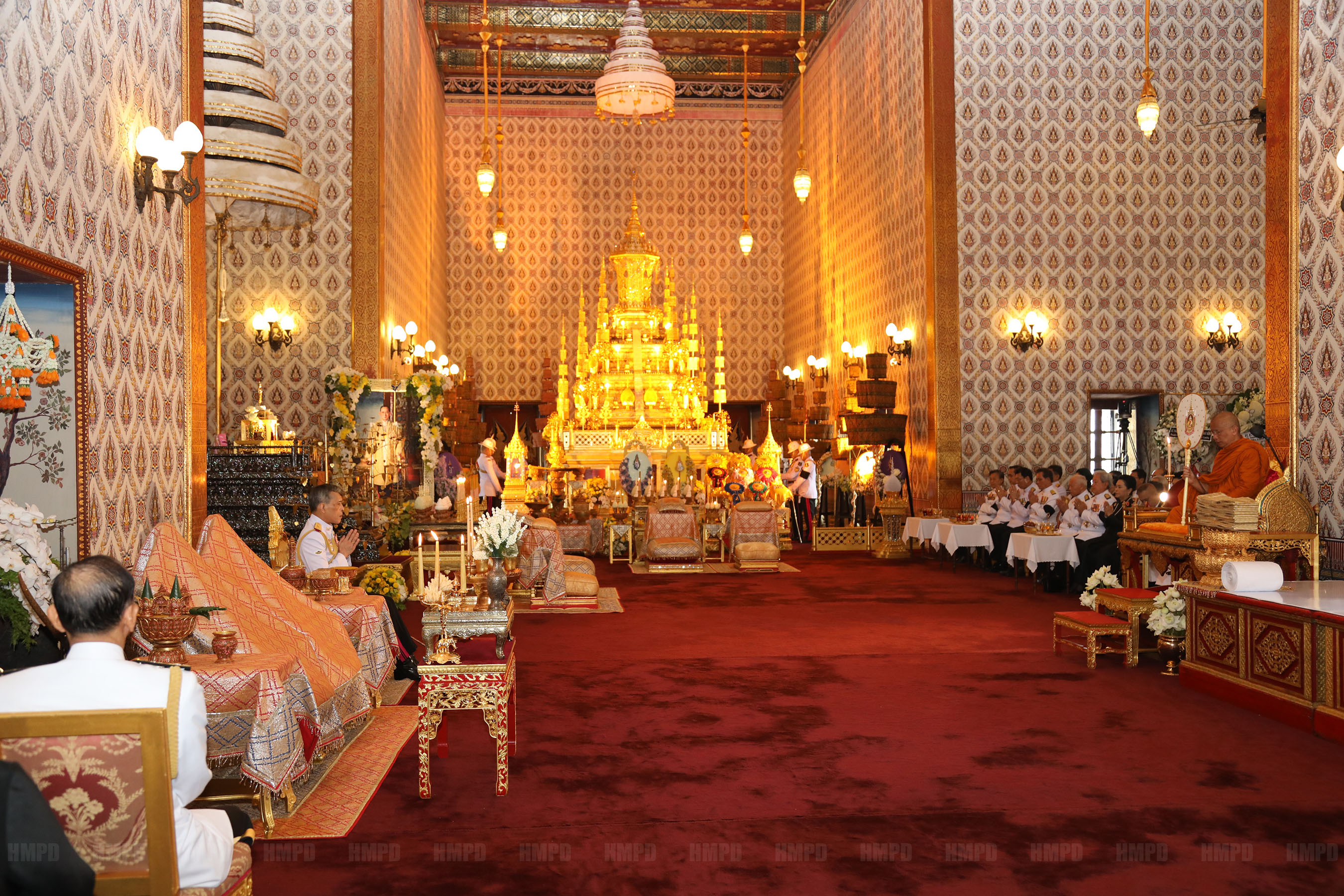 1 ปี ประทับห้วงสรวงสวรรค์