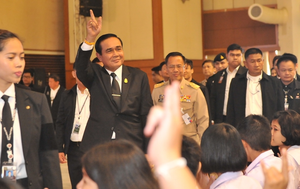 “ประยุทธ์” ปิดประตูตีเมือง 6 ภาค เจาะฐานเสียง ชิงคะแนนนิยมนักเลือกตั้ง