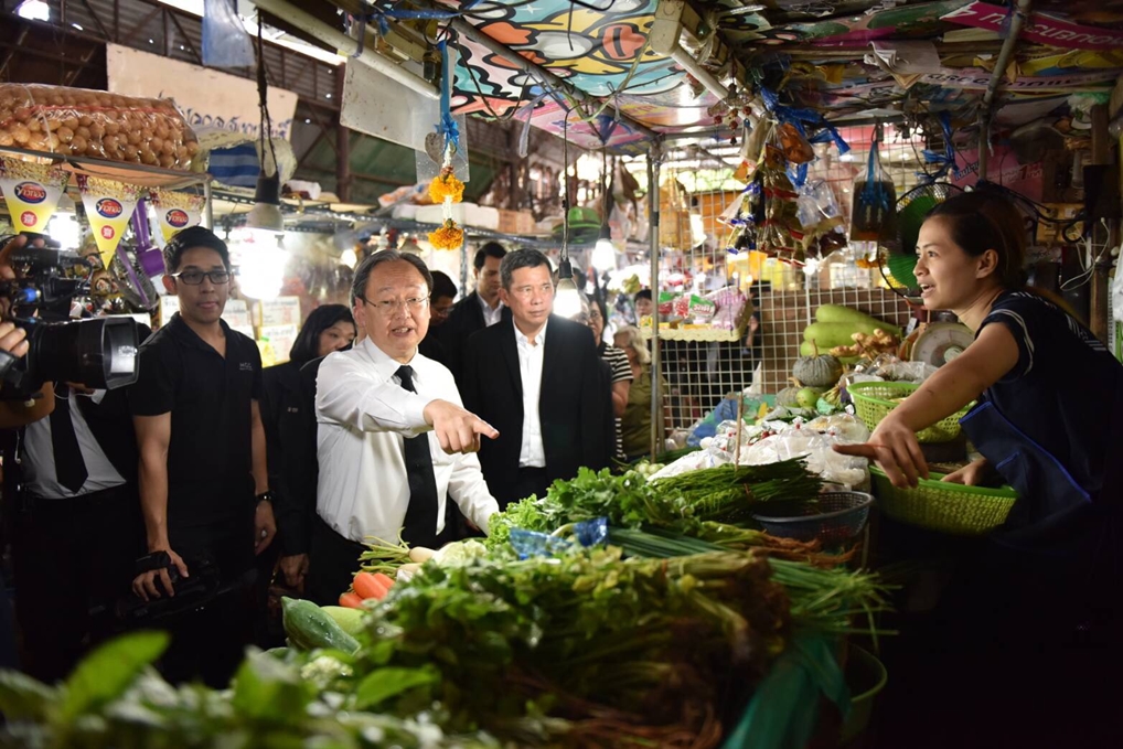 “พาณิชย์” ติดตามสถานการณ์สินค้าช่วงเจ หลายอย่างราคาทรงตัว ส่วนคะน้า-กวางตุ้ง-ผักบุ้งจีน แพงขึ้น!