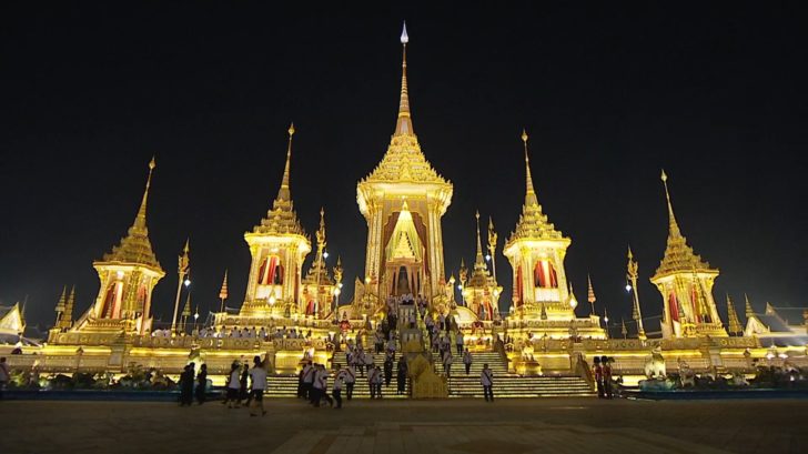 จารึกไว้ในประวัติศาสตร์ ทั้งแผ่นดินอาลัย “ในหลวงรัชกาลที่ 9” (ชมคลิป)