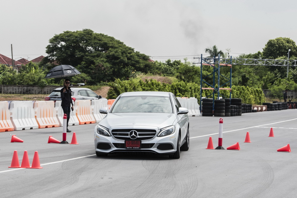 BENZ TTC Driving Experience เสริมทักษะการขับขี่ปลอดภัย