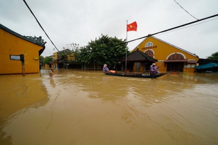 VIETNAM-WEATHER-FLOODS-APEC