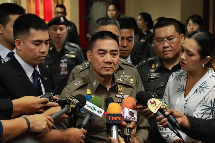 “บิ๊กแป๊ะ” สั่งย้อนดูเทปโปลิศเทโร 1 แมตช์ ต้องสงสัย ก่อนเช็กบิล ชี้ยังสาวไม่ถึงโต๊ะพนัน