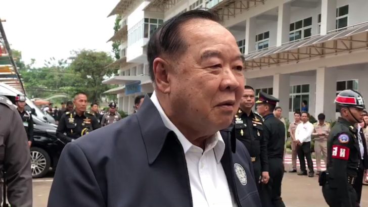 “บิ๊กป้อม” ปัดป่วย เผยยังสดชื่น ยันความสัมพันธ์ 40 ปี “บิ๊กตู่” ไร้ความขัดแย้ง
