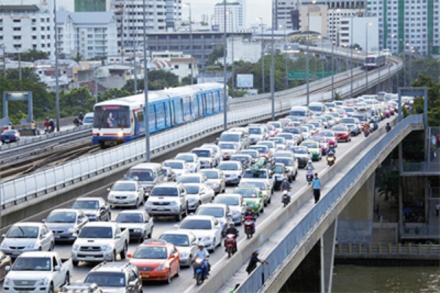 คมนาคม MOU แก้ปัญหารถติดเมืองกรุงใช้ “สาทรโมเดล” ลุยถนนพระราม 4
