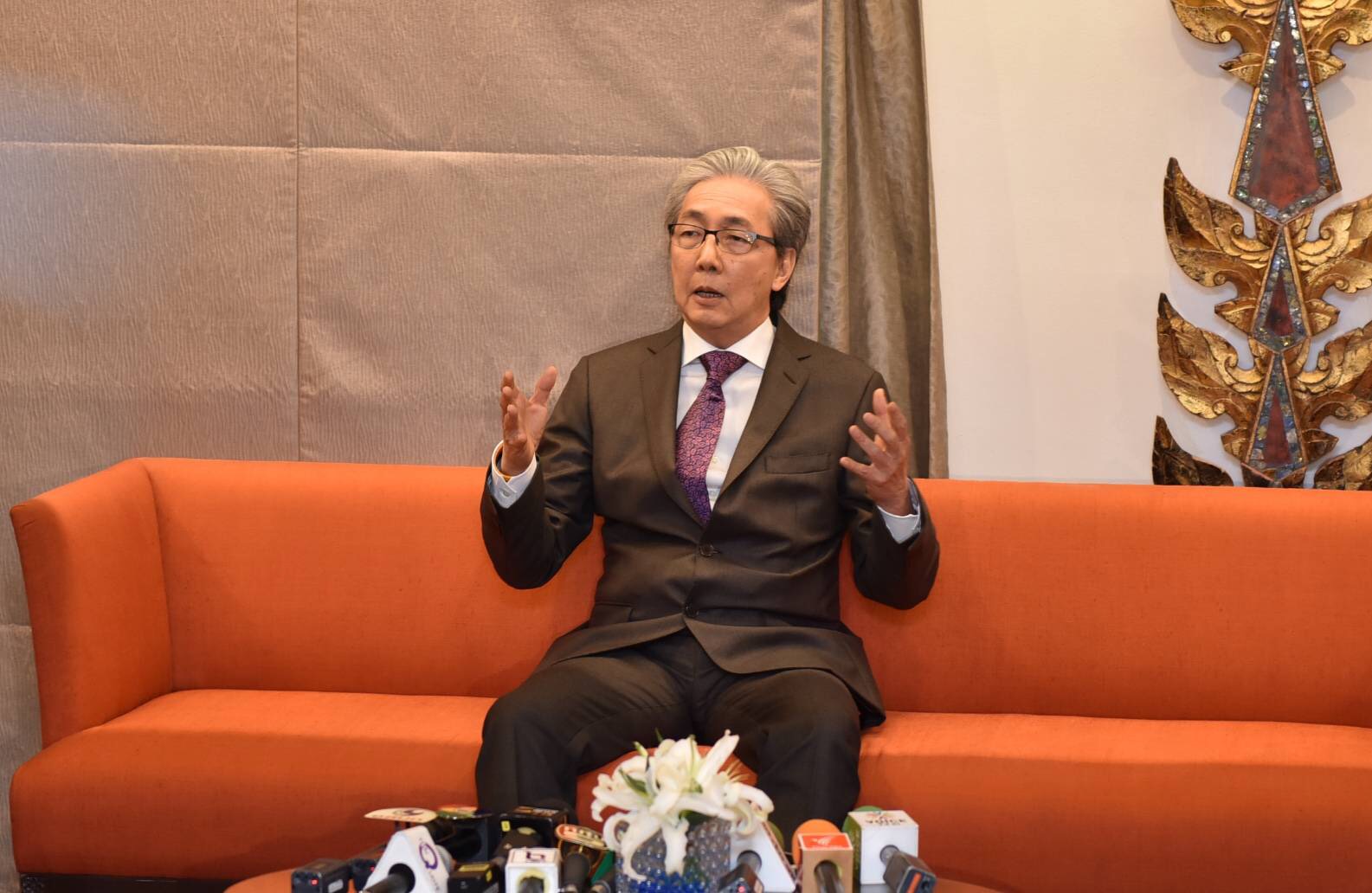 “สมคิด”ดึงWEFจัดประชุมในไทย พอใจจีดีพีไตรมาส3 โต4.3% กระตุ้นอบจ.-อบต.ผุดไอเดียดันศก.
