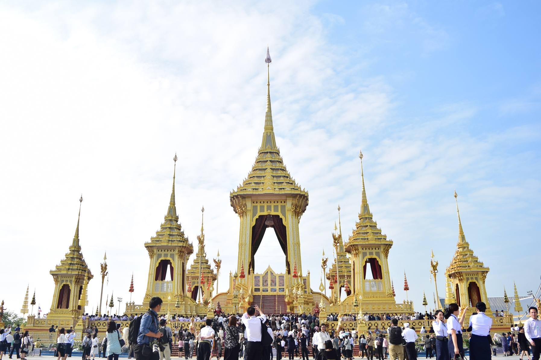 “ธนะศักดิ์” เผยยื่นเรื่องต่อนายกฯ ขยายวันเปิดให้เข้าชมนิทรรศการงานพระราชพิธี-พระเมรุมาศแล้ว
