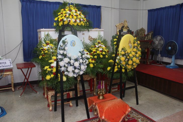 ในหลวงพระราชทานพวงมาลาจิตอาสาเสียชีวิต ทรงรับไว้ในพระราชานุเคราะห์