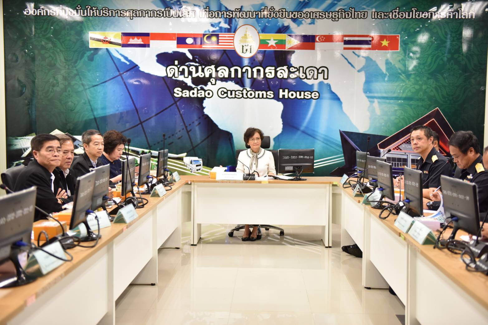 “พาณิชย์”ล่องใต้สงขลา ถกผู้เกี่ยวข้องดันค้าชายแดนไทย-มาเลย์ ต่อยอดภูมิปัญญาใยตาลโตนด