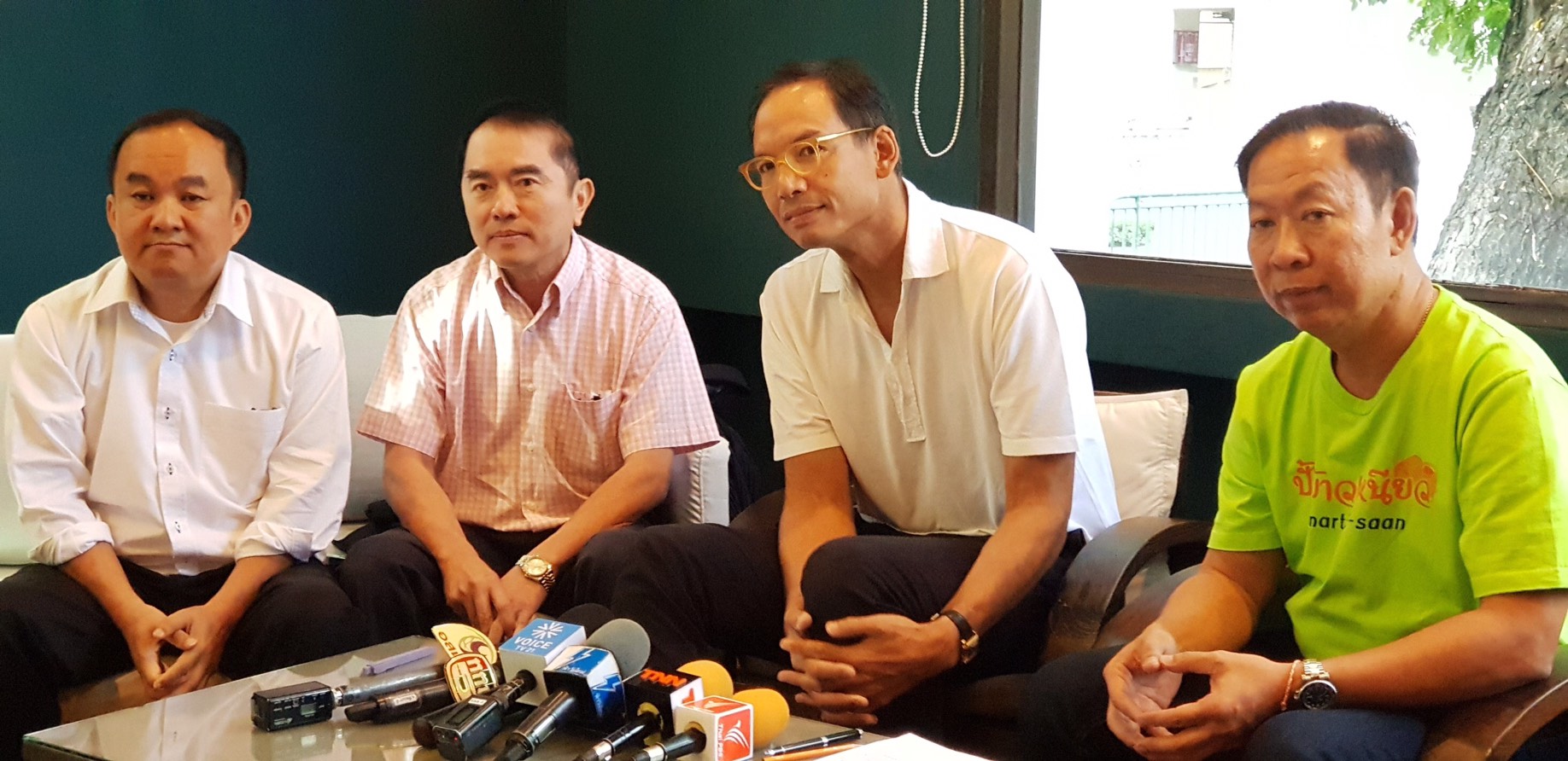 “กรณ์” นำทีมประชาธิปัตย์ แนะ “ประยุทธ์ 5” ฟื้นประกันรายได้เกษตรกร