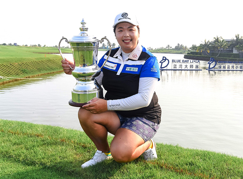 โปรสาวจีนคนแรกขึ้นมือ 1 โลก จุดประกายกอล์ฟแดนมังกร
