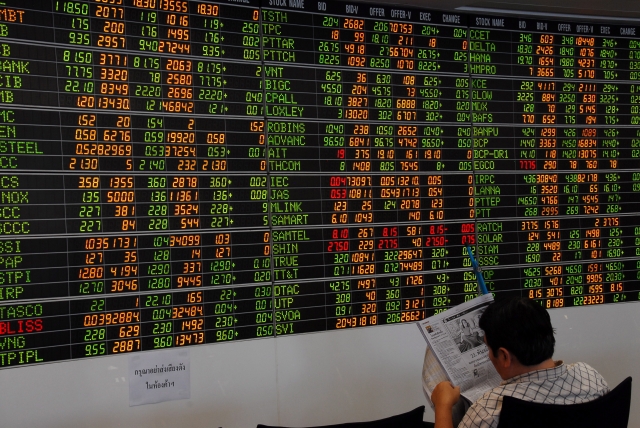 โบรกส่องหุ้น”รุ่ง-ร่วง”ปี2561 ลุ้นดัชนีทำสถิติใหม่1800จุด