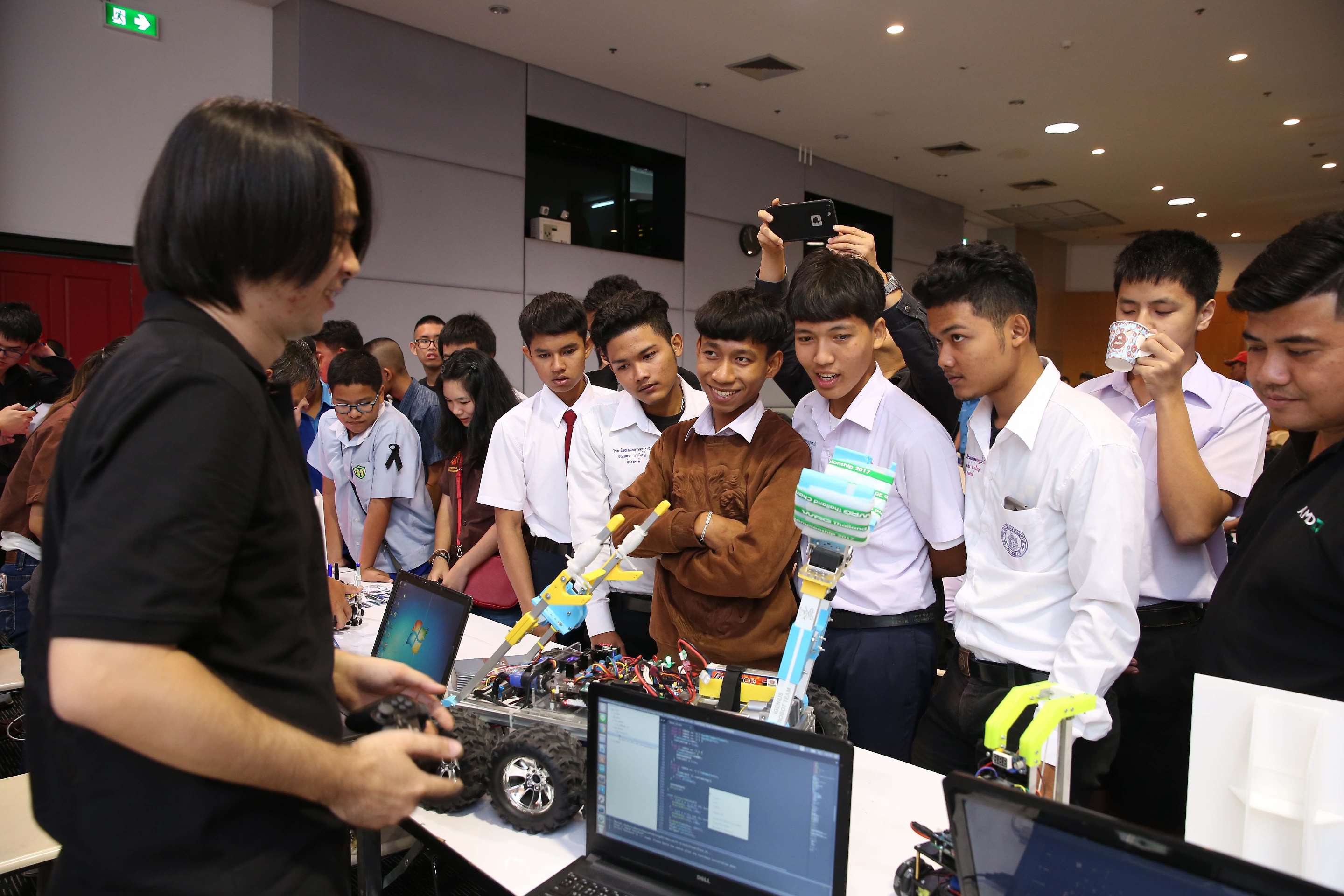 Chevron Enjoy Science ติดปีกความคิดนักประดิษฐ์เยาวชน